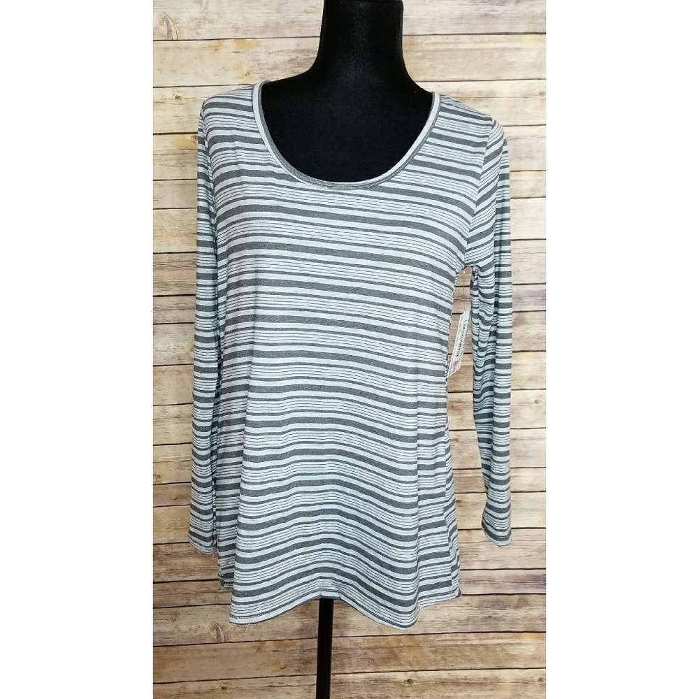 Medium LuLaRoe Lynnae NWT ~ STRIPES ~
